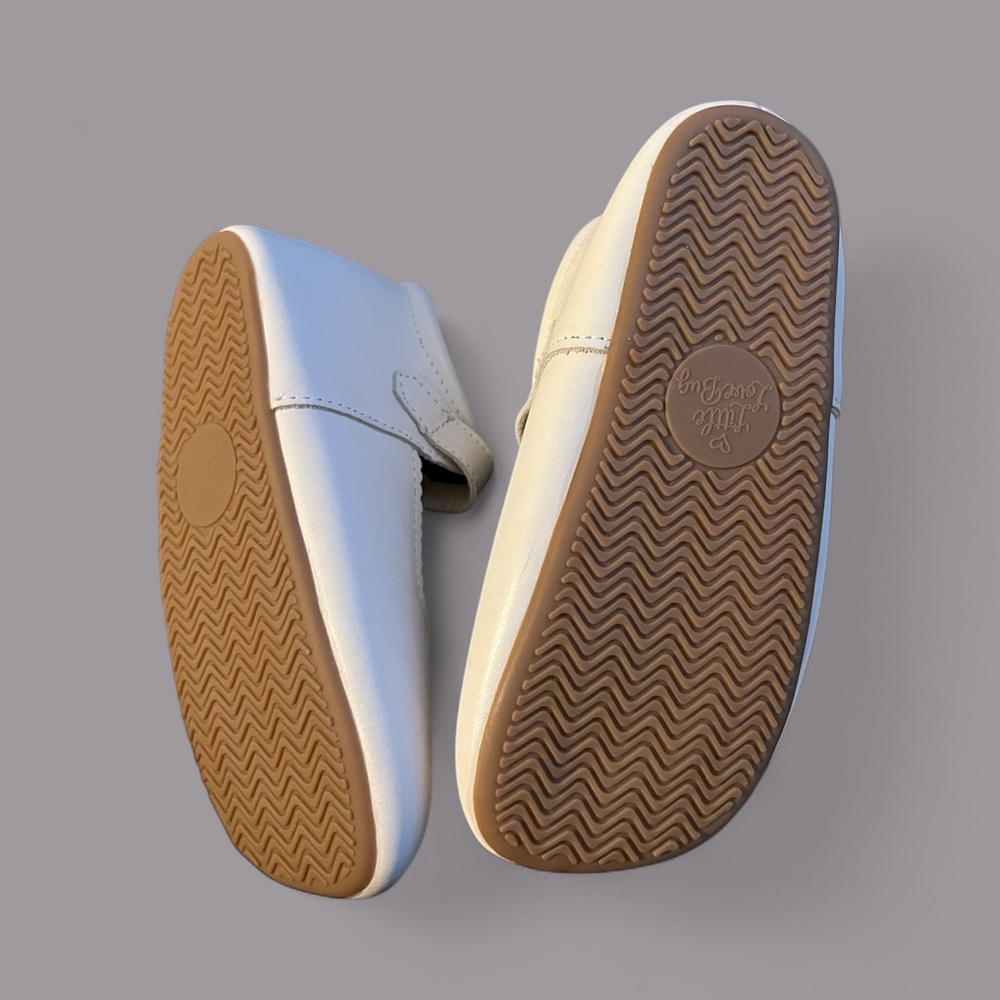 “Little Love Bug”Classic Cream Kids Shoes - Picture 8 of 9